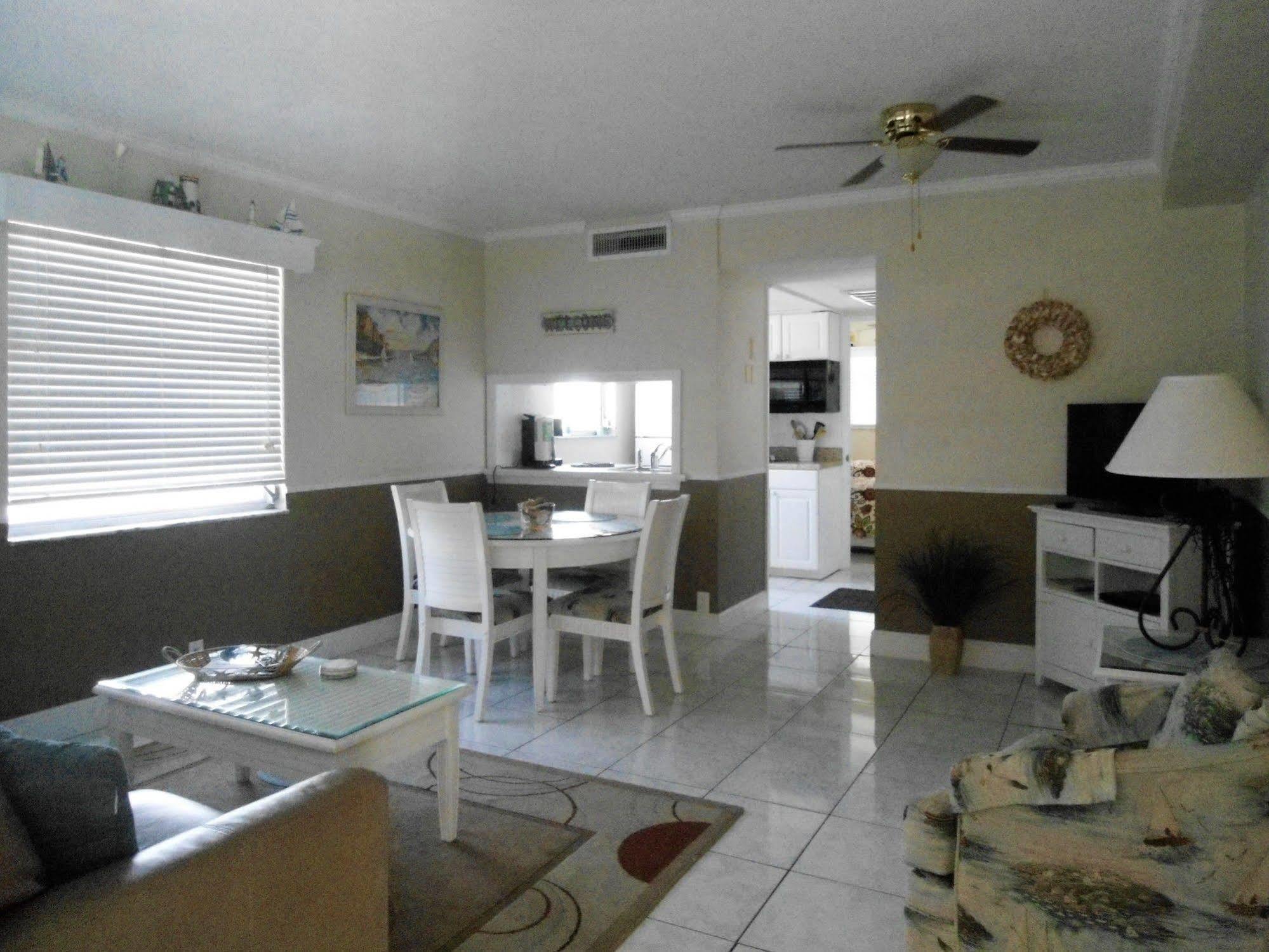 Malyn Resort St. Pete Beach Buitenkant foto