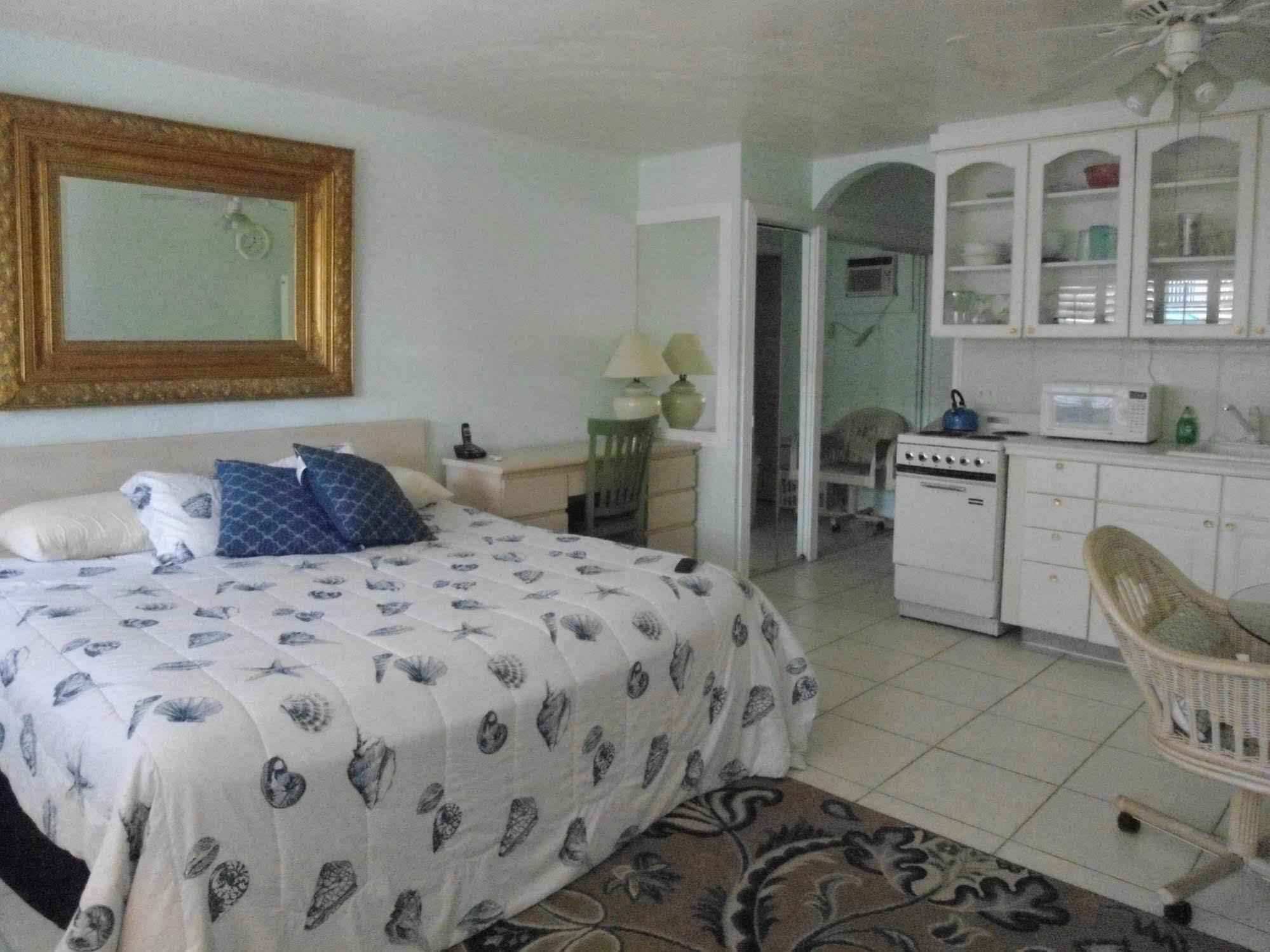 Malyn Resort St. Pete Beach Buitenkant foto